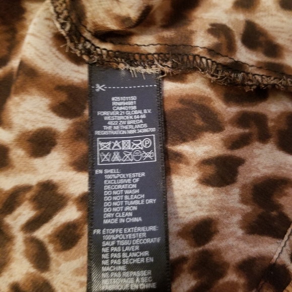 Forever21 leppert top - Picture 7 of 7